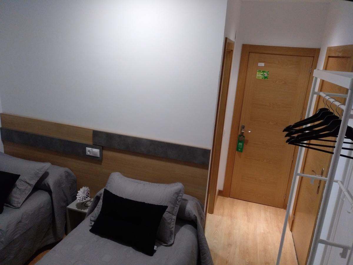 Hostal Rioja Condestable Logrono Exterior photo